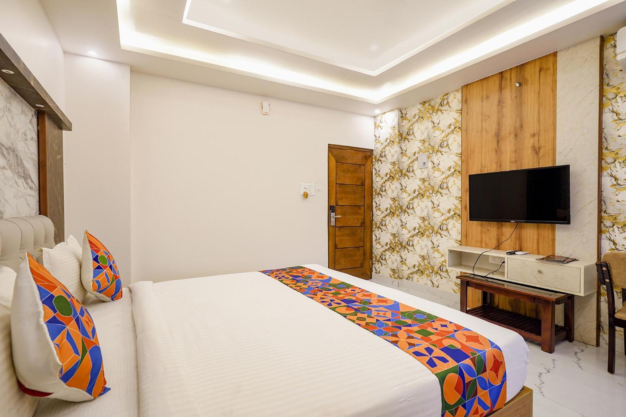 Fabhotel Prime Mayuri Residency Bangalore Exterior photo