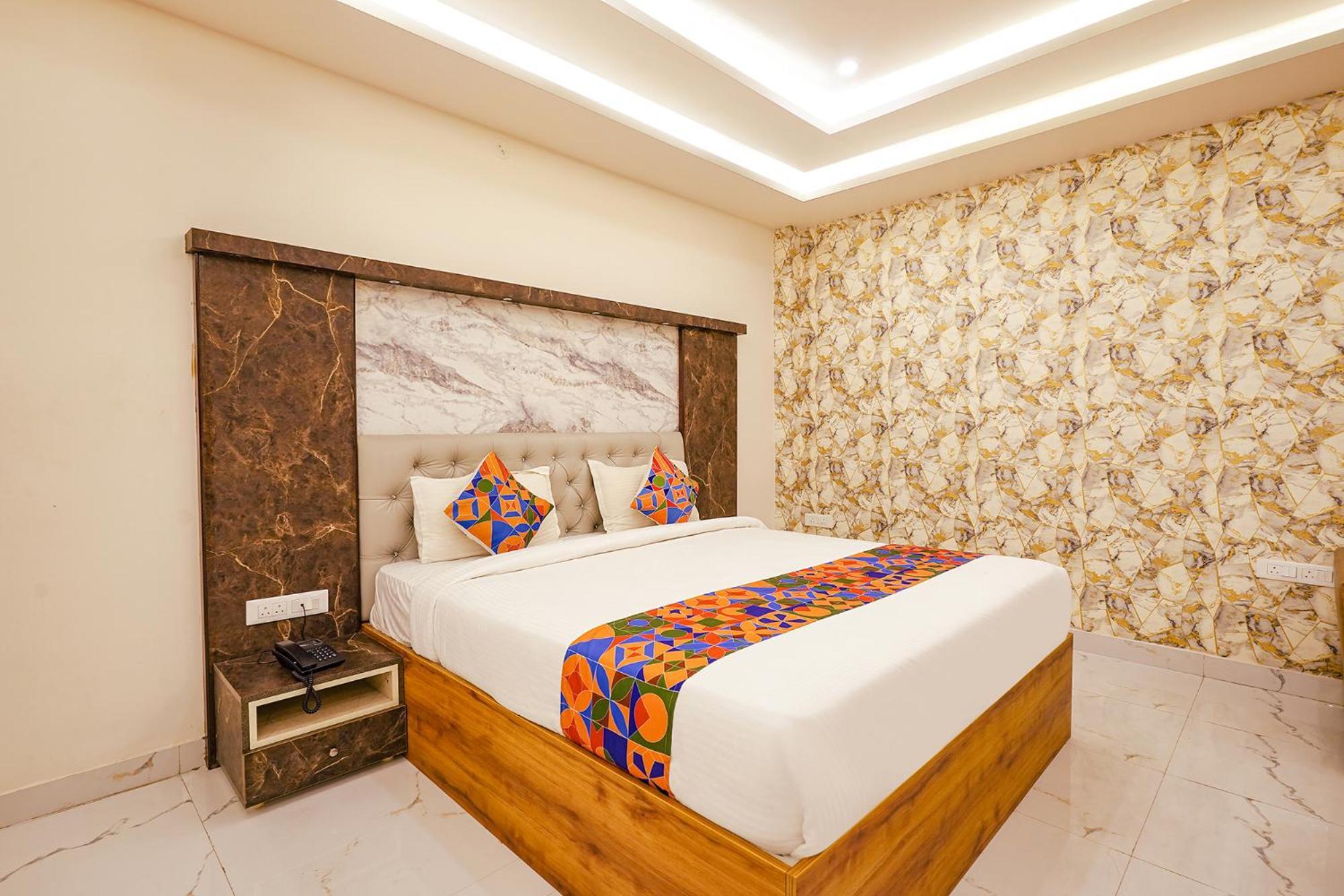 Fabhotel Prime Mayuri Residency Bangalore Exterior photo