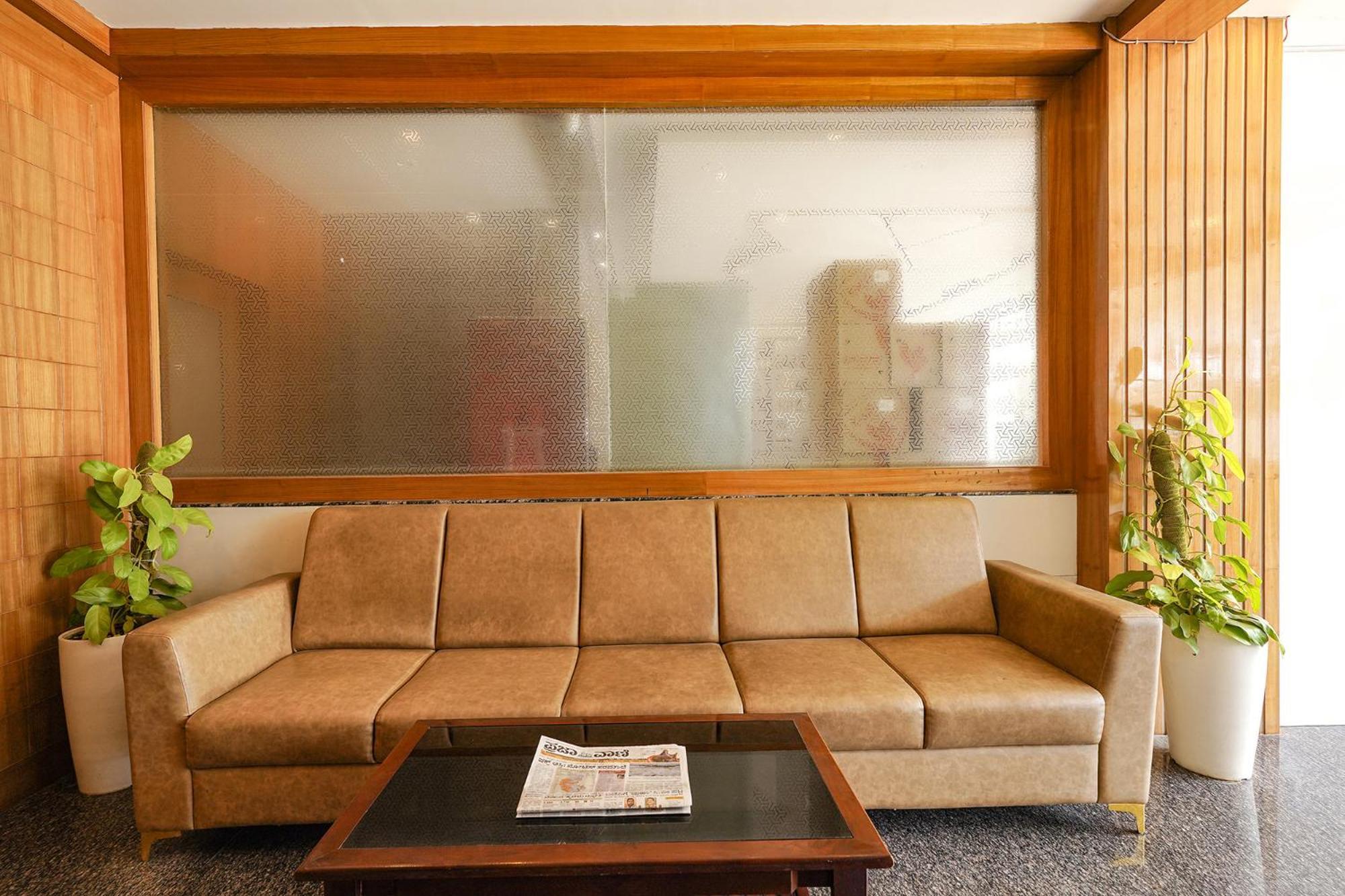Fabhotel Prime Mayuri Residency Bangalore Exterior photo